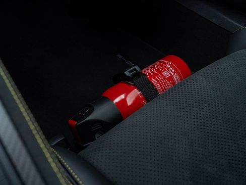 Certified 2025 Porsche 718 Cayman GT4 RS w/ Weissach Package image 34