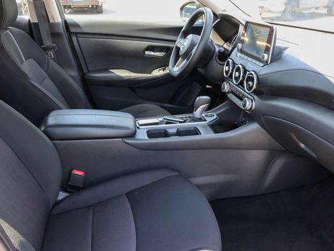 Used 2025 Nissan Sentra SV FWD image 14
