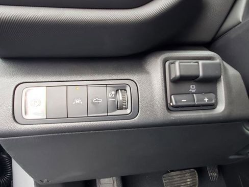 New 2026 Chevrolet Silverado EV LT image 12