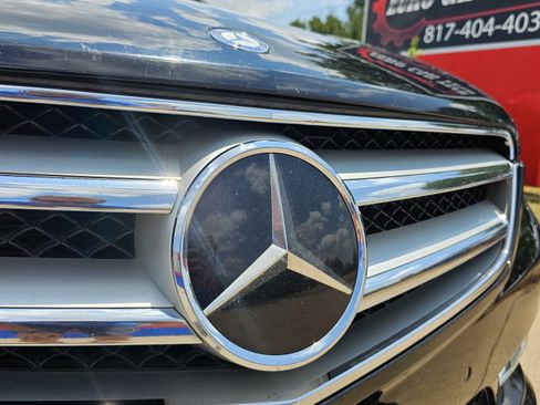 Used 2012 Mercedes-Benz CL 550 4MATIC w/ Sport Pkg image 13