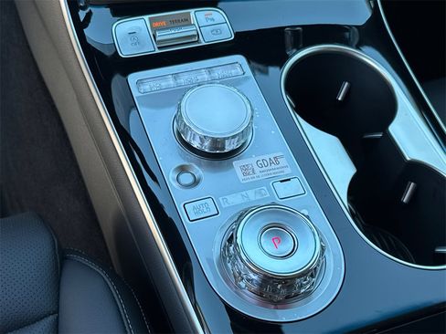 New 2026 Genesis GV70 2.5T image 32