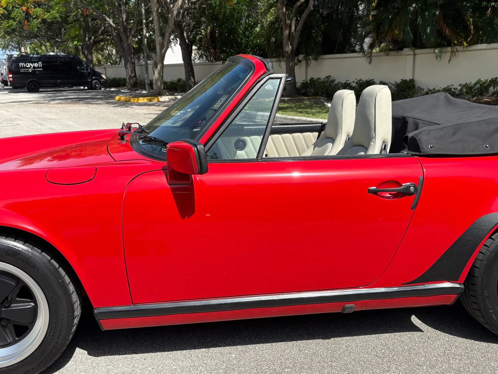 Used 1988 Porsche 911 Carrera RWD image 13