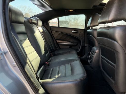 Used 2014 Dodge Charger R/T image 23