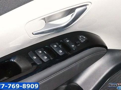Used 2022 Hyundai Tucson Limited AWD/4WD image 11