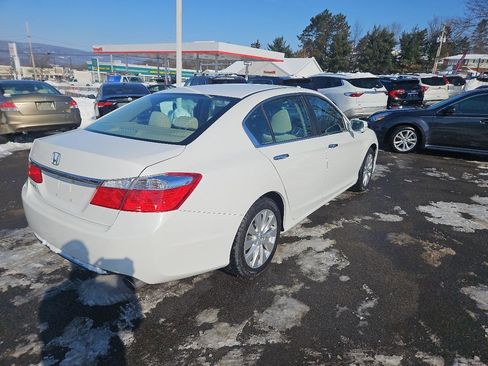 Used 2015 Honda Accord EX image 3