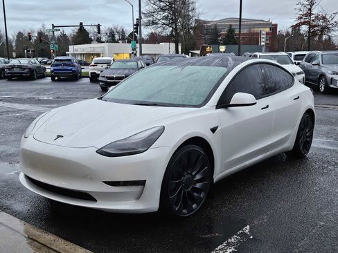 Used 2023 Tesla Model 3 Performance image 7