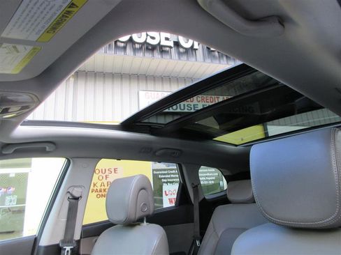 Used 2019 Hyundai Santa Fe XL image 25