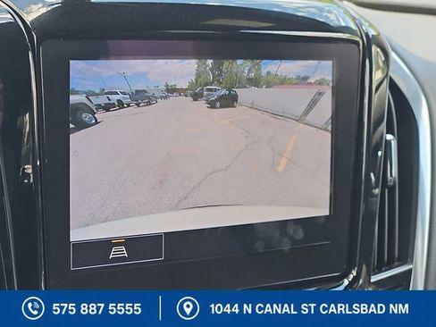 Used 2023 Chevrolet Traverse LT AWD/4WD image 16