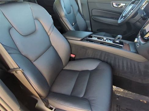 Used 2024 Volvo XC60 B5 Plus w/ Protection Package Premier image 22