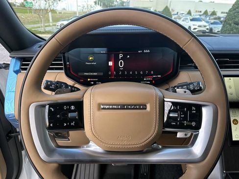 New 2026 Land Rover Range Rover SE image 26