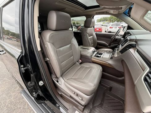 Used 2018 GMC Yukon Denali w/ Denali Ultimate Package AWD/4WD image 22