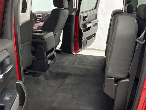 Used 2018 Chevrolet Silverado 1500 LT w/ All Star Edition image 39