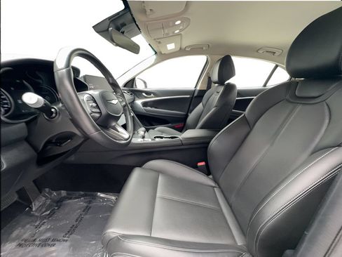 Used 2025 Genesis G70 2.5T RWD image 19