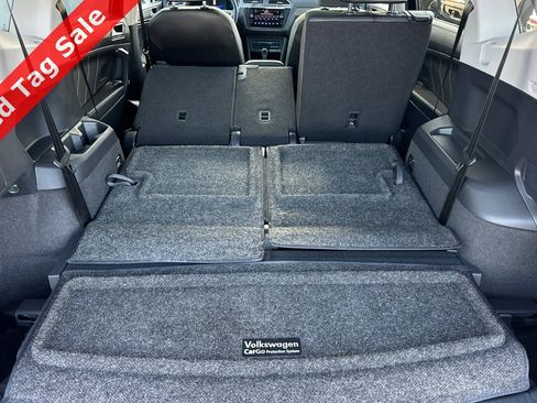 Certified 2022 Volkswagen Tiguan SE w/ Panoramic Sunroof Package image 16