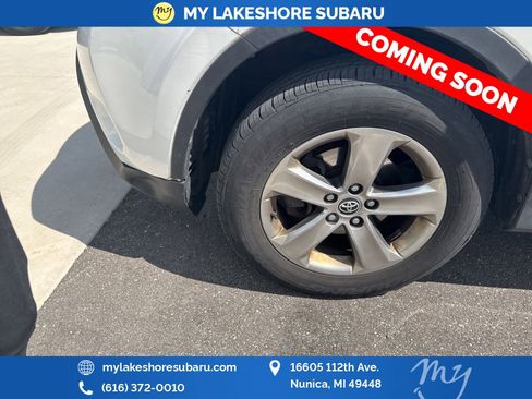 Used 2015 Toyota RAV4 XLE AWD/4WD image 11