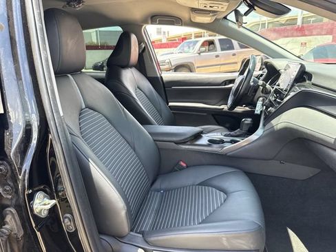 Used 2022 Toyota Camry SE FWD image 27