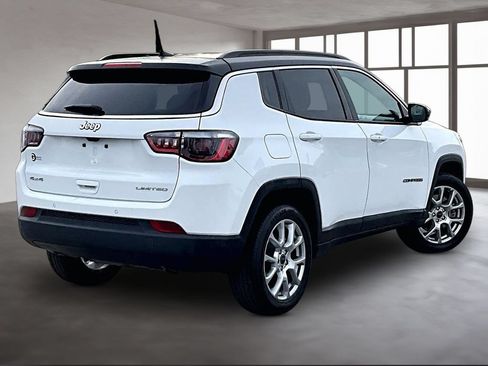 Used 2025 Jeep Compass Limited AWD/4WD image 3