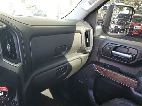 Used 2020 GMC Sierra 3500 Denali w/ Denali Ultimate Package image 27