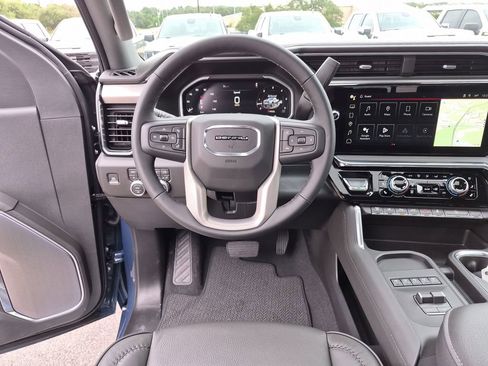 New 2026 GMC Sierra 2500 Denali w/ Denali Reserve Package AWD/4WD image 35
