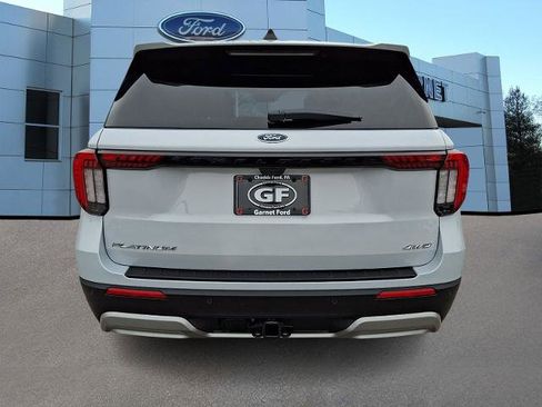 Certified 2025 Ford Explorer Platinum w/ LUX Leather Package image 5