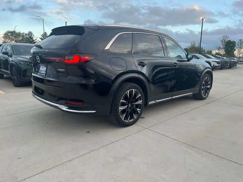Certified 2024 MAZDA CX-90 Plug-In Hybrid w/ Premium Pkg AWD/4WD image 10