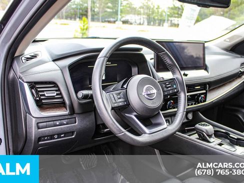 Used 2024 Nissan Rogue Platinum w/ Platinum Premium Package image 23