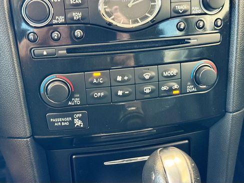 Used 2016 INFINITI QX70 AWD image 17