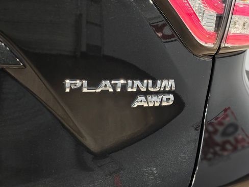 Used 2018 Nissan Murano Platinum image 38