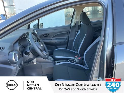 Used 2025 Nissan Versa S w/ Trunk Package FWD image 17
