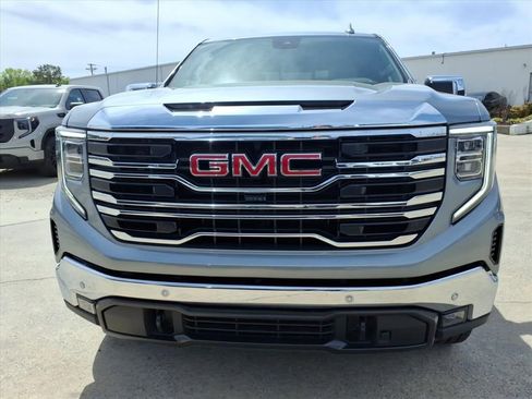 New 2026 GMC Sierra 1500 SLT w/ SLT Premium Plus Package AWD/4WD image 2
