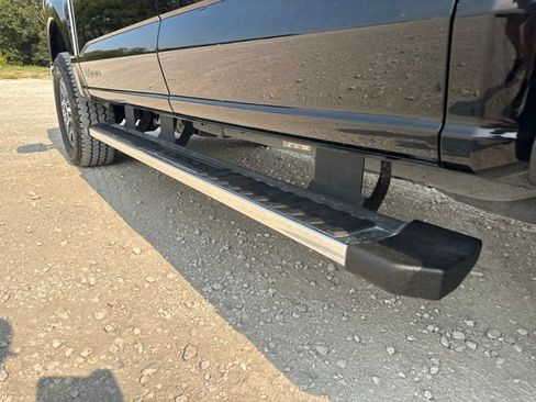 Used 2025 Ford F250 Lariat AWD/4WD image 12