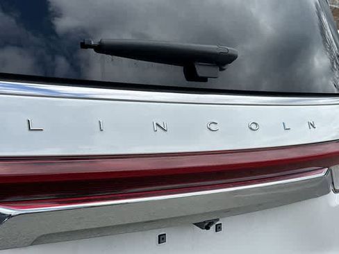 Used 2024 Lincoln Navigator Reserve AWD/4WD image 30