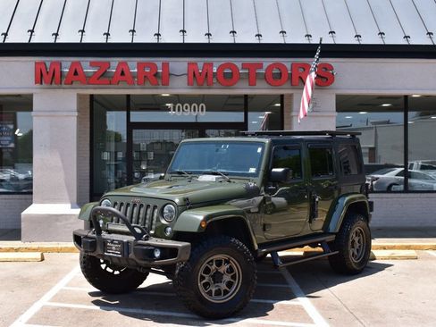 Used 2016 Jeep Wrangler Unlimited Sahara AWD/4WD image 2