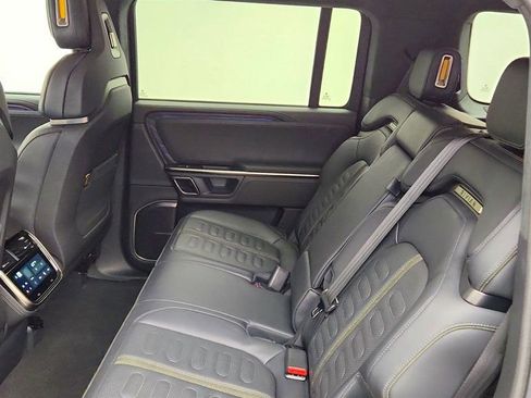 Used 2023 Rivian R1S Adventure AWD/4WD image 22