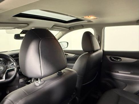 Used 2020 Nissan Rogue Sport SL w/ Premium Package image 38