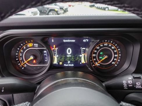 New 2026 Jeep Wrangler Unlimited Rubicon w/ Technology Group image 17