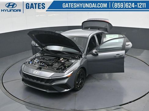 New 2026 Hyundai Elantra Sport FWD image 50