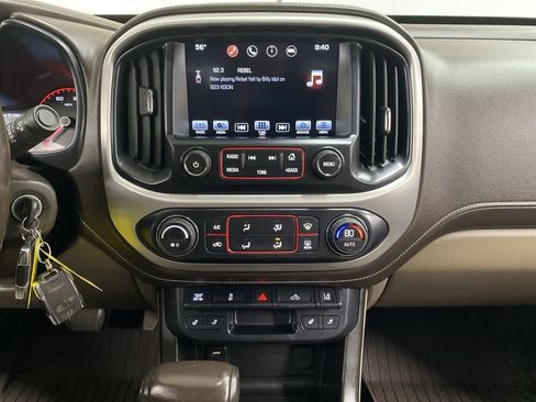 Used 2016 GMC Canyon SLT w/ Driver Alert Package image 25