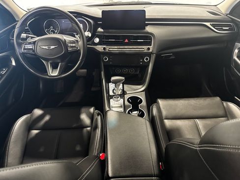Used 2025 Genesis G70 2.5T RWD image 28