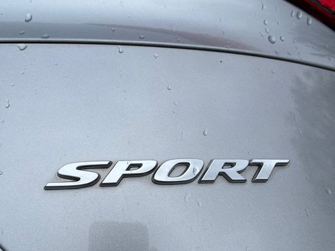 Used 2020 Honda Civic Sport image 13