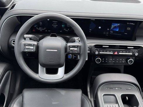 New 2026 Hyundai Palisade Calligraphy FWD image 17