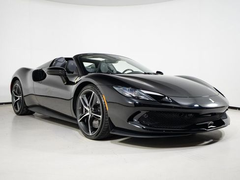 Used 2025 Ferrari 296 GTS image 5