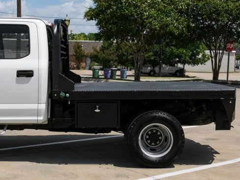 Used 2019 Ford F350 XL w/ Power Equipment Group image 12