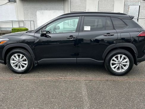 New 2026 Toyota Corolla Cross LE AWD/4WD image 8