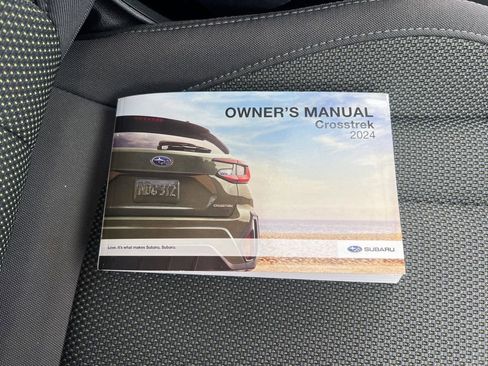 Used 2024 Subaru Crosstrek 2.0i Premium image 26