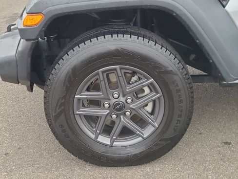 Used 2024 Jeep Wrangler Sport image 16