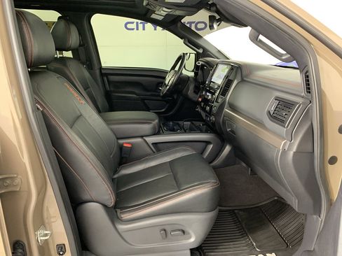 Used 2021 Nissan Titan PRO-4X w/ Pro-4x Convenience Package AWD/4WD image 39