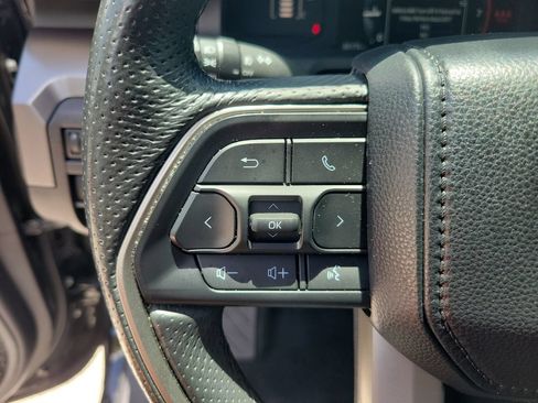Used 2024 Toyota Tacoma SR5 w/ SR5 Upgrade Package RWD image 18