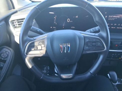 Used 2024 Buick Encore GX Sport Touring image 17