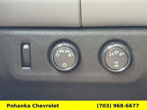 Used 2021 Chevrolet Colorado W/T AWD/4WD image 13